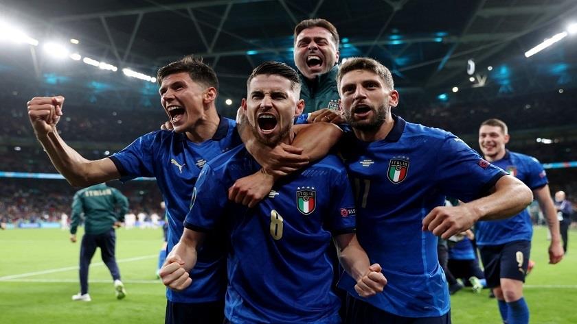 Iranpress: Italy beat Spain 4-2 on penalties to enter final