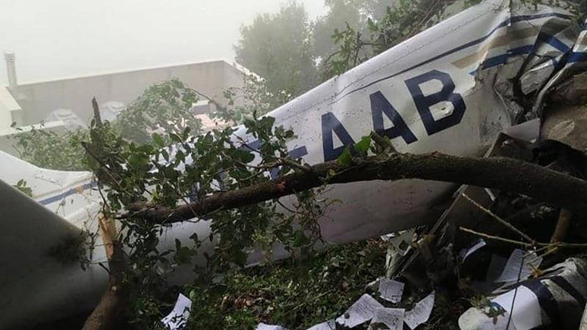 Iranpress: Lebanon: Plane crash leaves 3 people dead