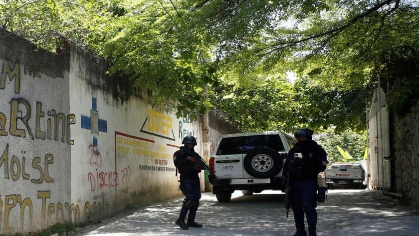 Iranpress: Haiti: security forces arrest six alleged gunmen after president’s assassination