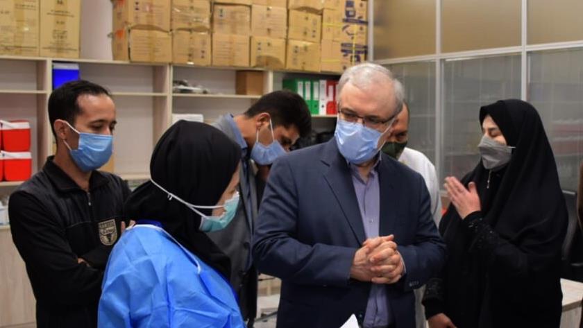 Iranpress: COVID vaccination procedure satisfied most Iranians