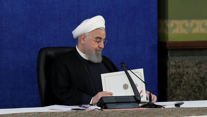 Iranpress: Rouhani congratulates leaders of Islamic countries on Eid al-Adha