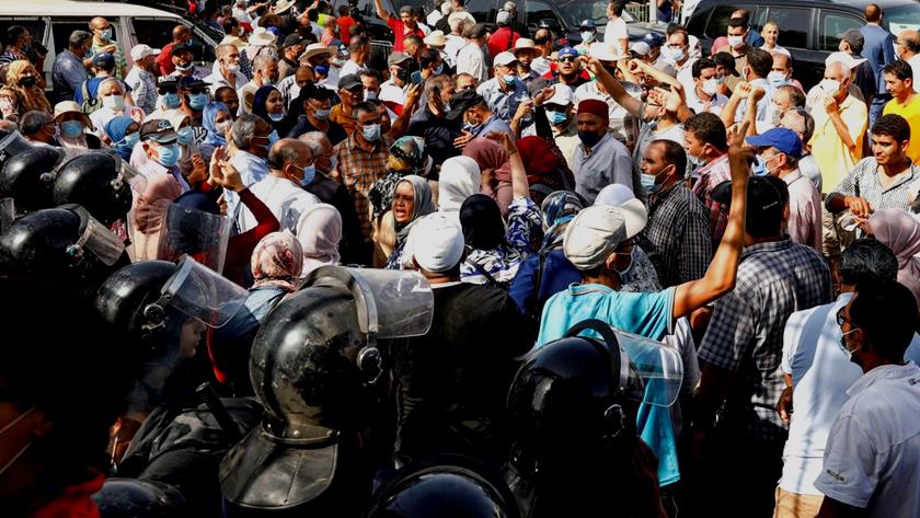 Iranpress: The most turmoil in Tunisia