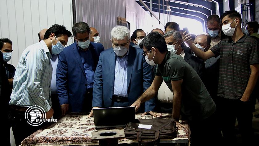 Iranpress: Iranian company indigenizes aquatic feed production line