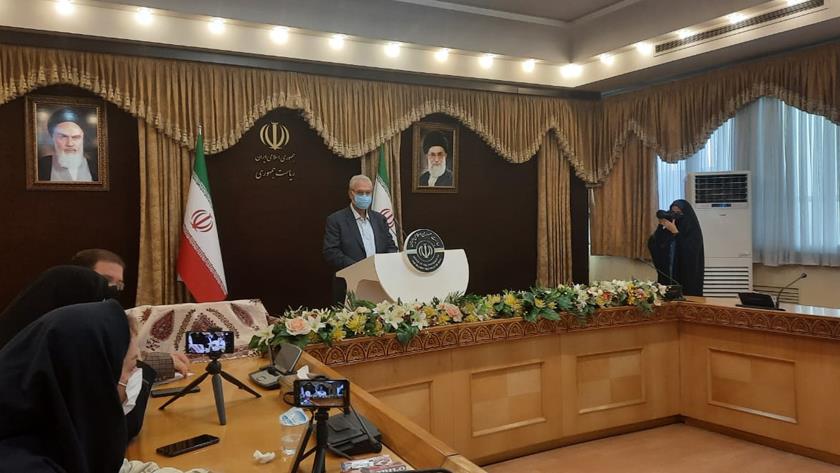Iranpress: Iran stands powerful against six world powers: Gov