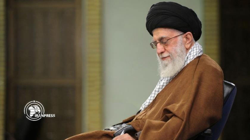 Iranpress: Leader calls on Rouhani to take measure to contain COVID-19