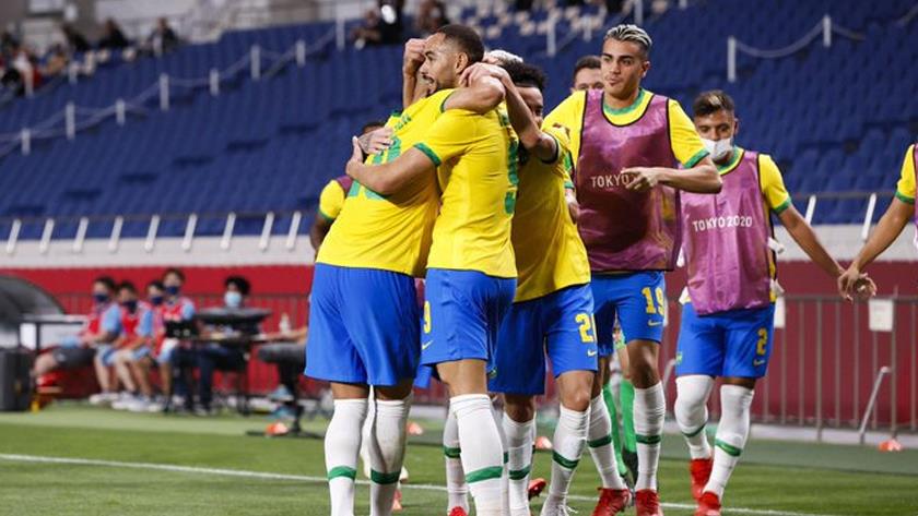 Iranpress: Brazil beat Mexico 4-1 on penalties to enter final