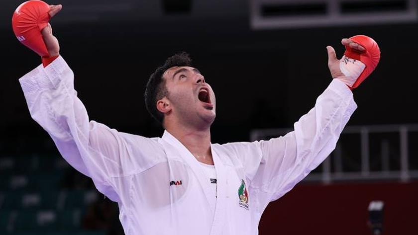 Iranpress: Iranian heavyweight karateka snatches gold 