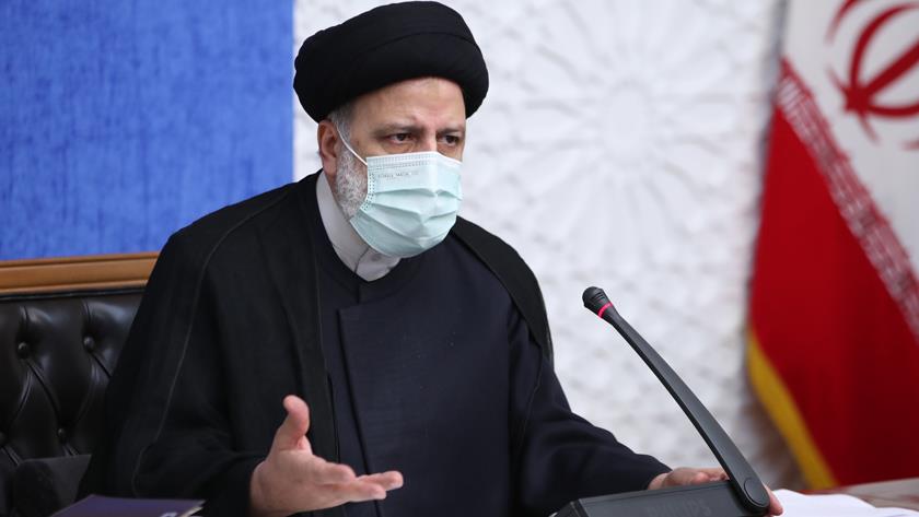 Iranpress: Iran supports all efforts to lift sanctions
