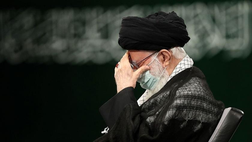 Iranpress: Leader participates in Ashura eve mourning ceremonies