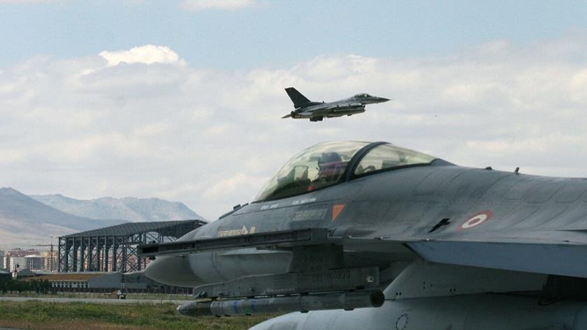 Iranpress: Turkey destroys 28 PKK targets in northern Iraq