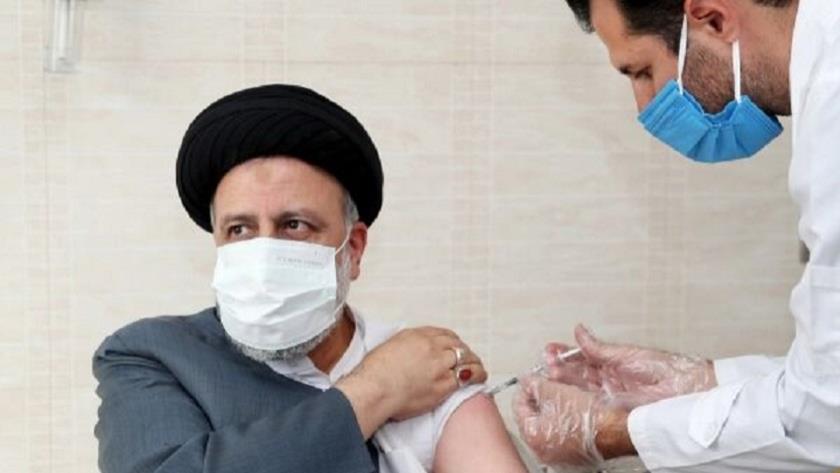 Iranpress: President Raisi gets 2nd shot of Iranian COVID-19 vaccine
