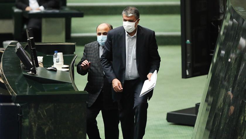 Iranpress: AEOI head should come to parliament: MP