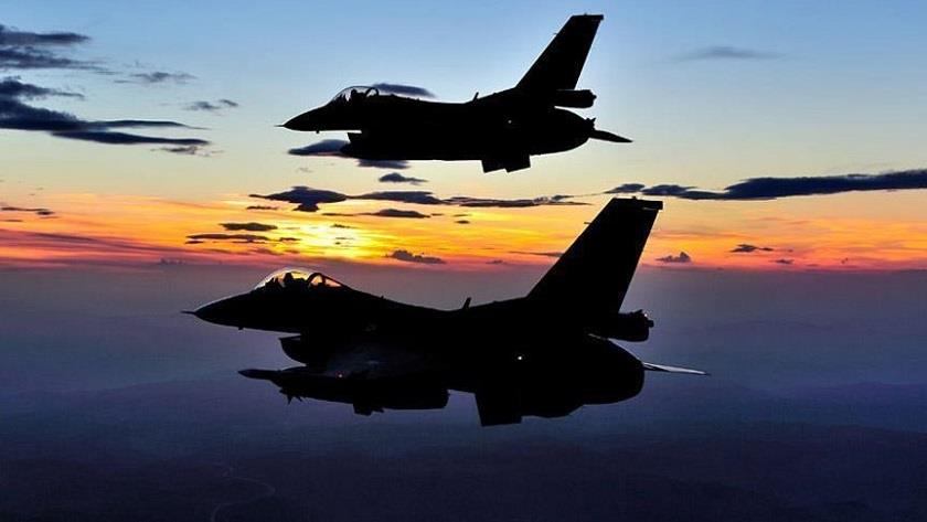 Iranpress: US fighter jets attack Iraqi-Syrian border