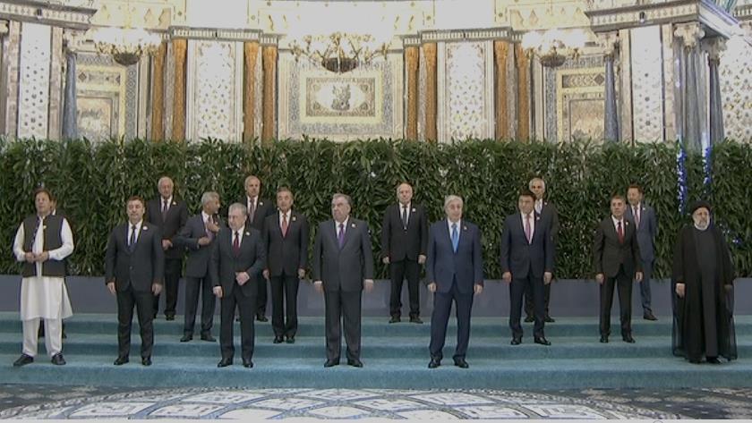 Iranpress: SCO member, observer states heads officially welcomed by Tajik Pres.