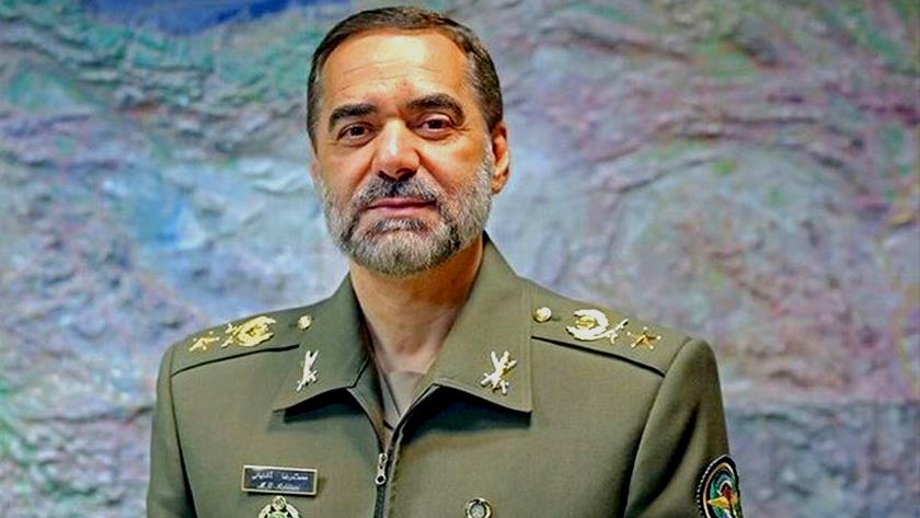 Iranpress: Increasing defensive power, Iran