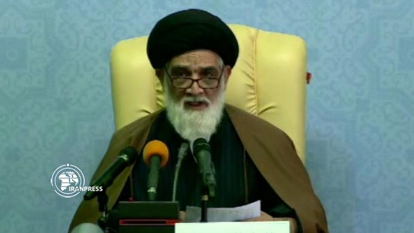 Iranpress: World needs peace, justice; says top cleric