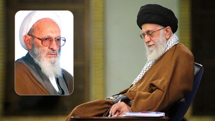 Iranpress: Leader condoles departure of Ayatollah Hassan Hassanzadeh-Amoli