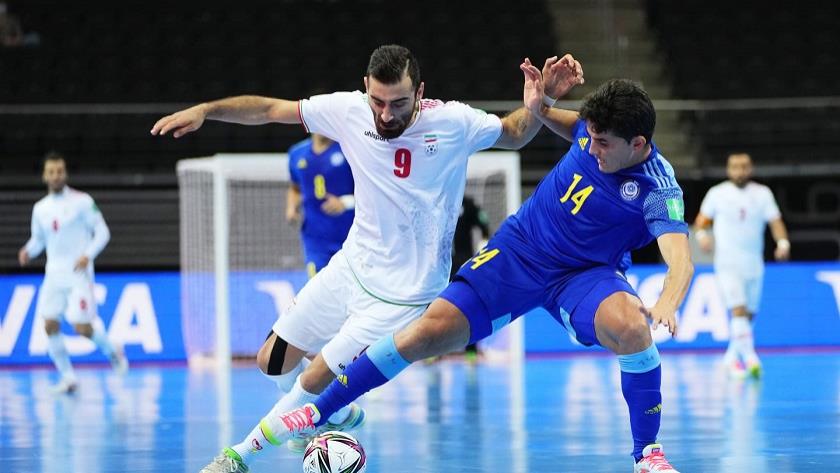 Iranpress: Iran futsal team fails its toughest test against steely Kazakhstan