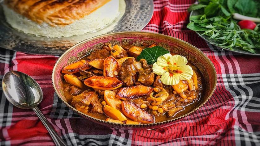 Iranpress: Khoresh-e Beh | Persian Quince Stew