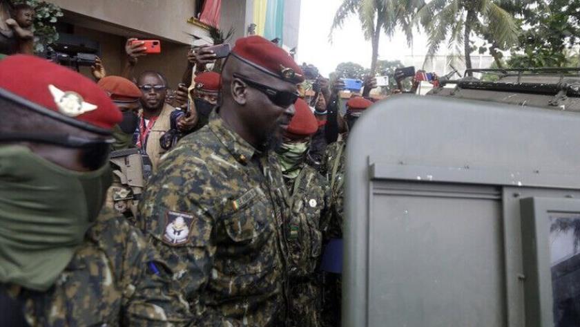 Iranpress: Guinea coup leader sworn in as interim president
