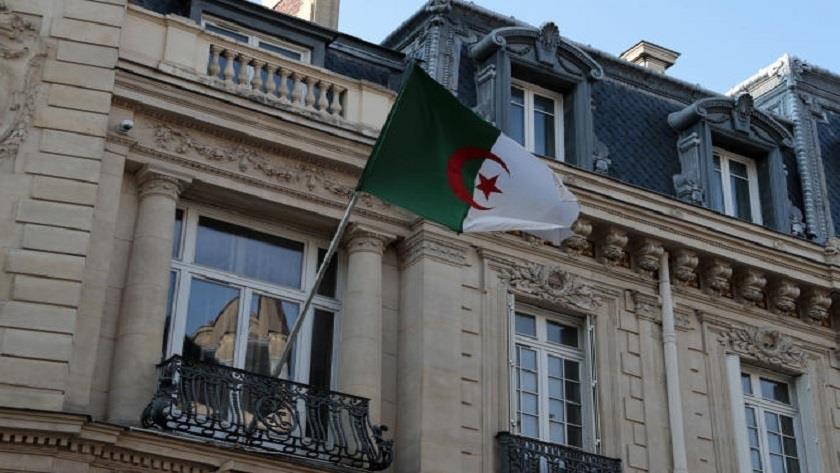 Iranpress: Algeria recalls ambassador to France for consultations