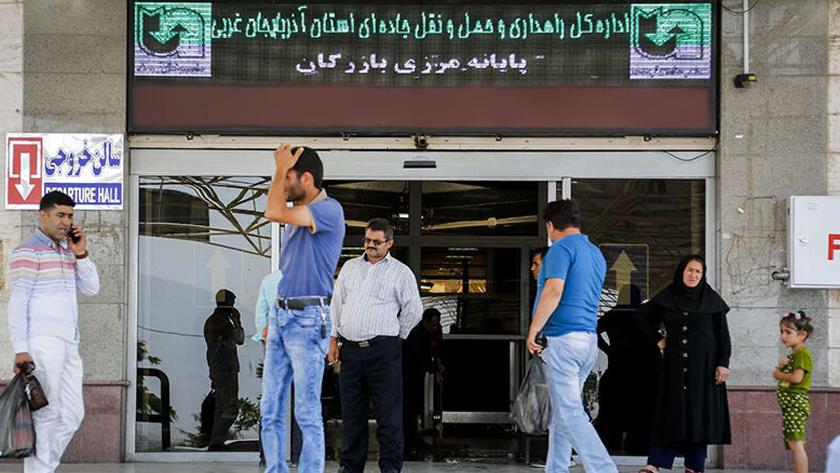 Iranpress: Iran-Turkey border of Bazargan reopens for passenger commute