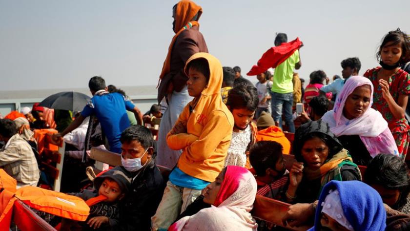 Iranpress: Bangladesh, U.N. sign deal to help Rohingya refugees on island