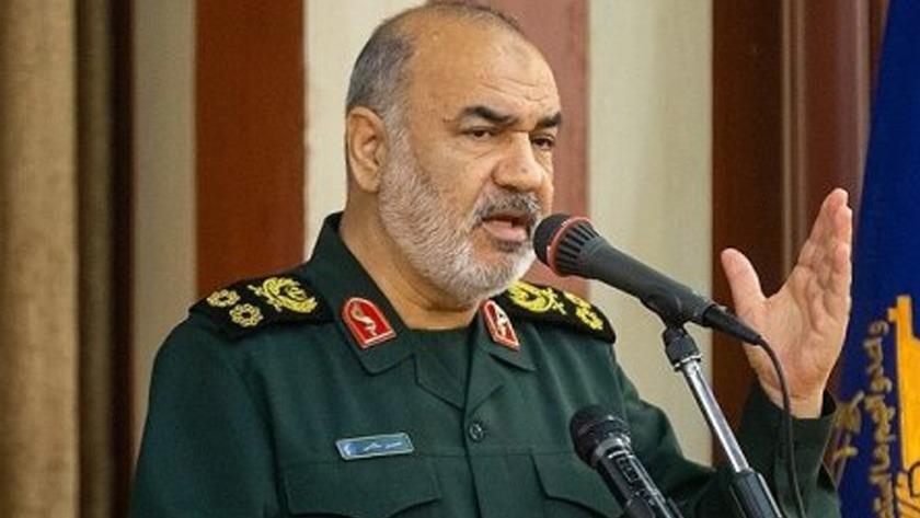 Iranpress: Iran produces modern, advanced systems: IRGC Chief Cmdr
