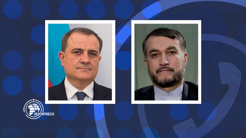 Iranpress: Iranian, Azeri FMs discuss bilateral ties