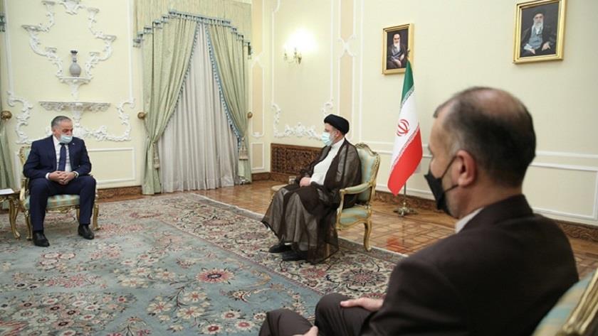 Iranpress: New chapter in Iran-Tajikistan relations underway, Raisi says