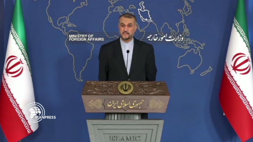 Iranpress: World must send humanitarian aid to Afghanistan: FM