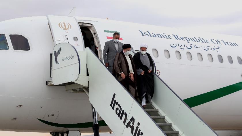 Iranpress: President Raisi arrives in Semnan on provincial trip