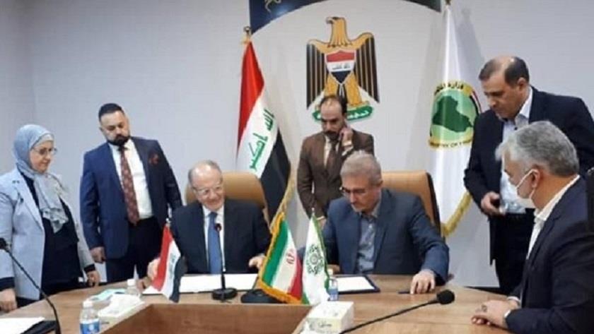 Iranpress: Iran, Iraq sign tax protocol