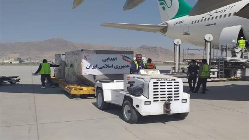 Iranpress: Iran sends 13th consignment of aid to Afghanistan