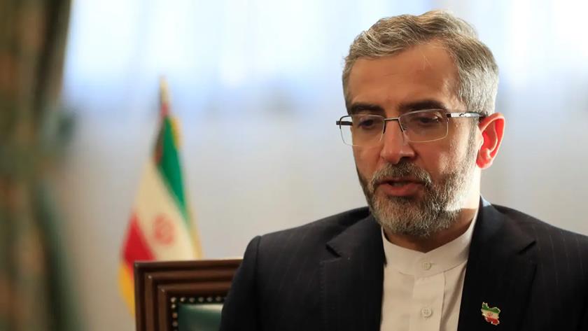 Iranpress: Lift all sanctions, or nuclear talks will fail: Bagheri-Kani warns US