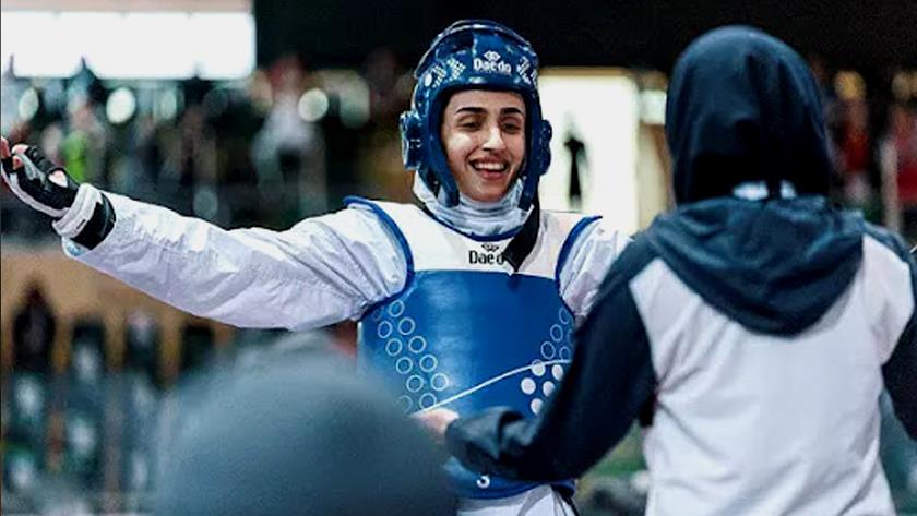 Iranpress: Iranian lady wins gold medal in world Taekwondo championships