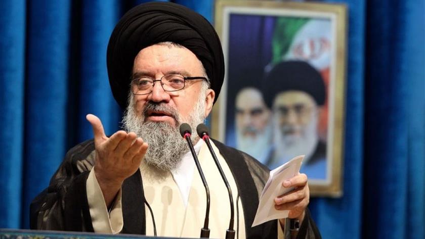 Iranpress: Iranian nation accepts nothing less than lifting sanctions