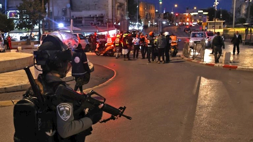 Iranpress: Israeli police kill young Palestinian at point-blank range