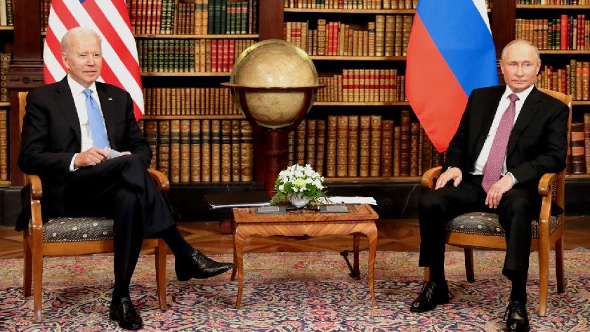 Iranpress: Putin, Biden to hold talks amid tensions over Ukraine