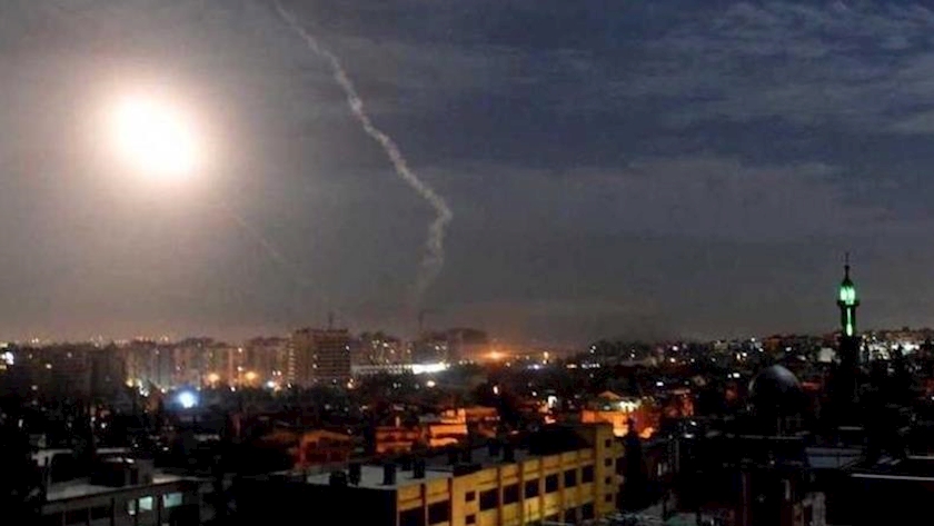 Iranpress: Syrian air defenses respond to Israeli missile attack