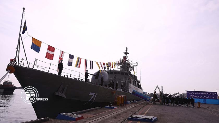 Iranpress: Alvand destroyer joins Iran