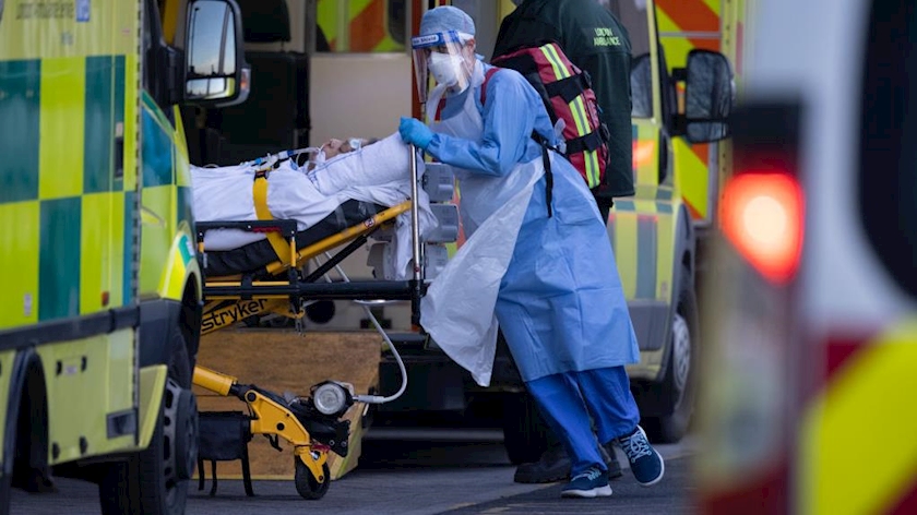 Iranpress: London declares major incident to help COVID-hit hospitals