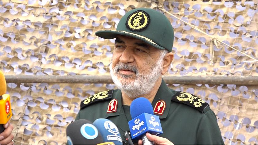 Iranpress: Iran warns of any possible Israeli adventure: Commander