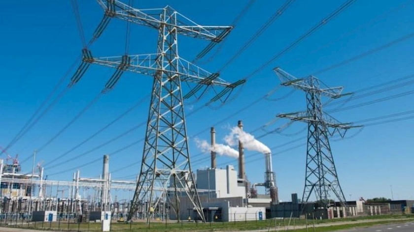 Iranpress: Iran, Turkmenistan discuss electricity cooperation