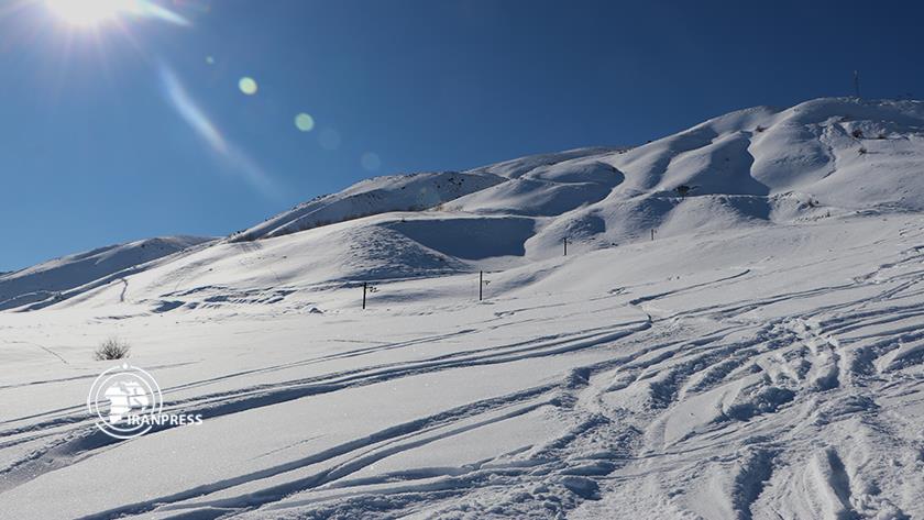 Iranpress: Khoshaku Ski Resort reopens