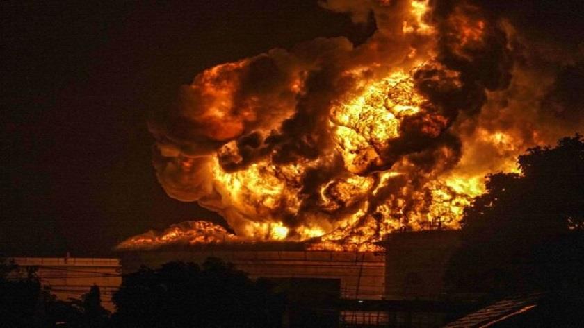 Iranpress: Iran: Fire at Shahzand Petrochemical company leaves one dead