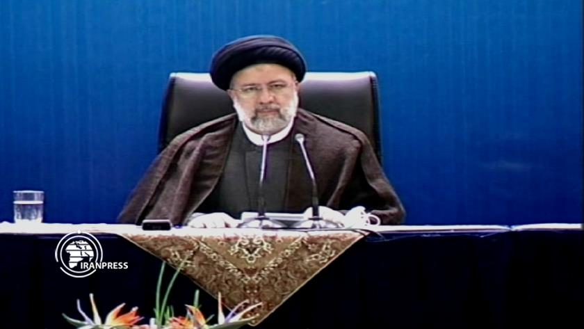 Iranpress: President Raisi praises the People of Hormozgan 