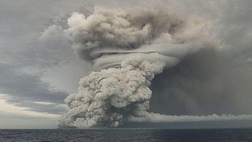 Iranpress: Tsunami hits east coast of Japan after volcanic eruption in Tonga
