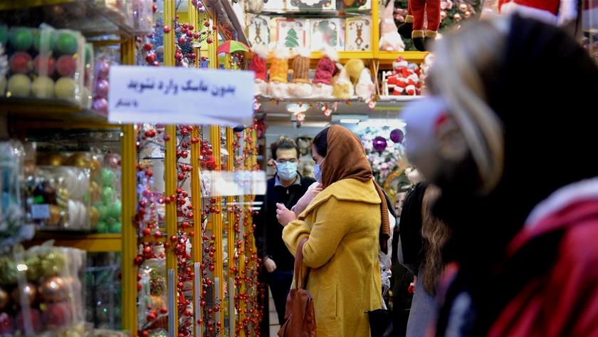 Iranpress: Religious minorities free to worship in Iran