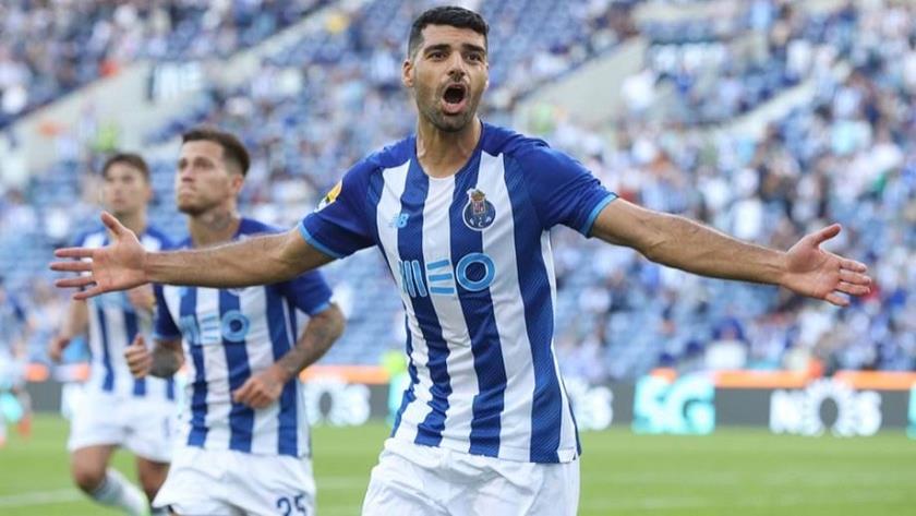 Iranpress: Iranian footballer Taremi among best of Portuguese league